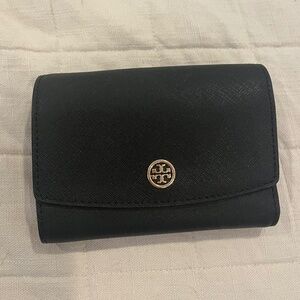 Tory Burch wallet